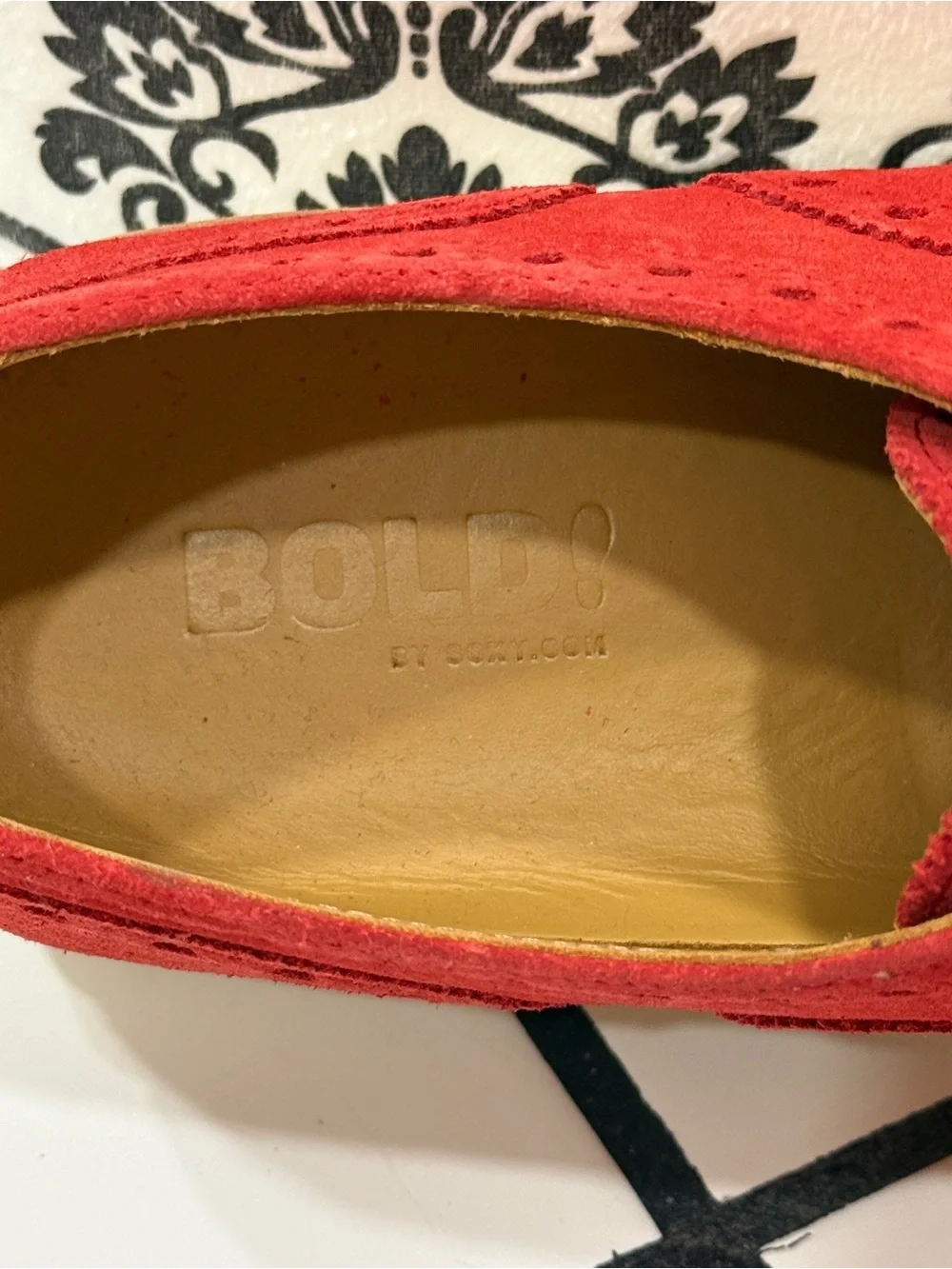 BOLD! by SOCIETY.com red suede wingtip/brogue oxfords sz 10